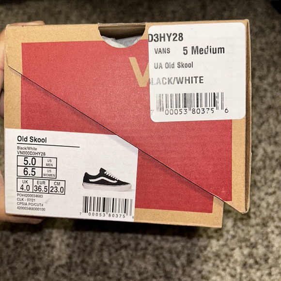 Vans shoes - Picture 2 of 3